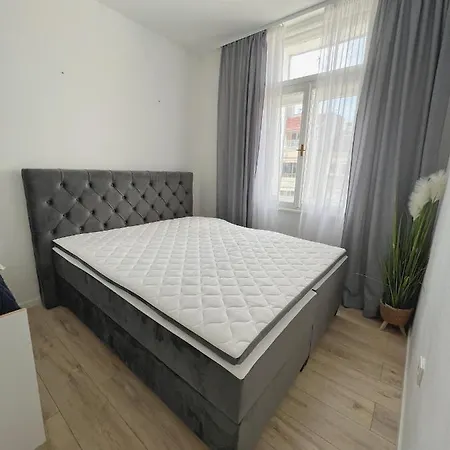 Appartamento New Stylish & Modern Studio Apart - With Sea View