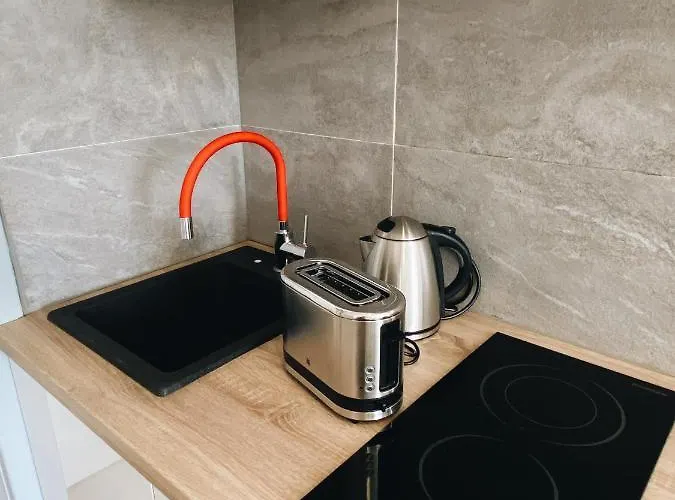 New Stylish & Modern Studio Apart - With Sea View Pula