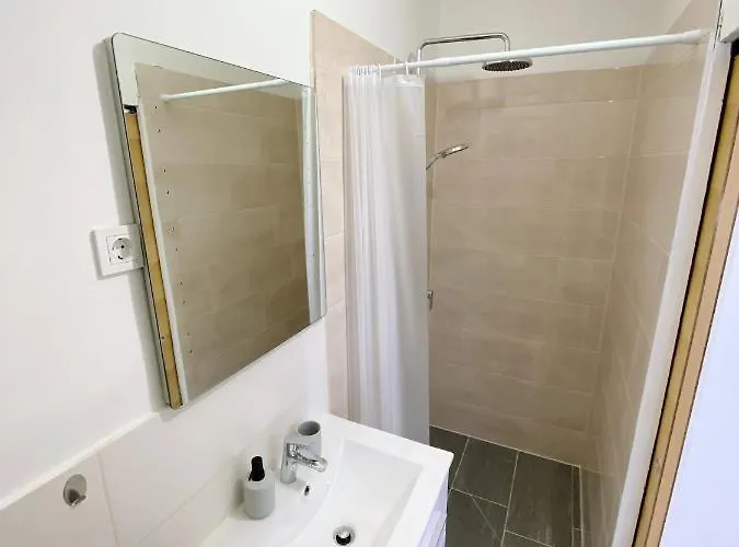 New Stylish & Modern Studio Apart - With Sea View Apartment Pula