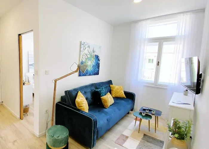 New Stylish & Modern Studio Apart - With Sea View 公寓 普拉