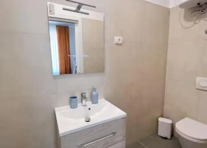 公寓 New Stylish & Modern Studio Apart - With Sea View